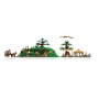Gesamtansicht des LEGO Auenland-Sets mit Beutelsend, Partybaum, Wassermühle, Gandalfs Wagen und Hobbit-Minifiguren