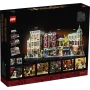 LEGO Jazz Club Verpackung zeigt bunte Straßengebäude, roten Jazzclub in der Mitte, Minifiguren und Innenszenen