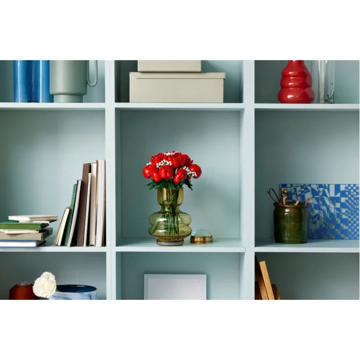 Bouquet de roses LEGO gros plan