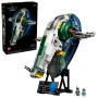 Vaisseau LEGO Slave I assemblé sur socle d'exposition avec deux minifigurations, boîte du produit visible à gauche