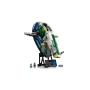Vaisseau LEGO Firespray aux couleurs vert et gris posé verticalement sur son support d'atterrissage avec figurines à côté