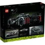 Boîte LEGO Technic montrant la voiture de course Peugeot 9X8 grise et rouge avec détails techniques sur fond noir